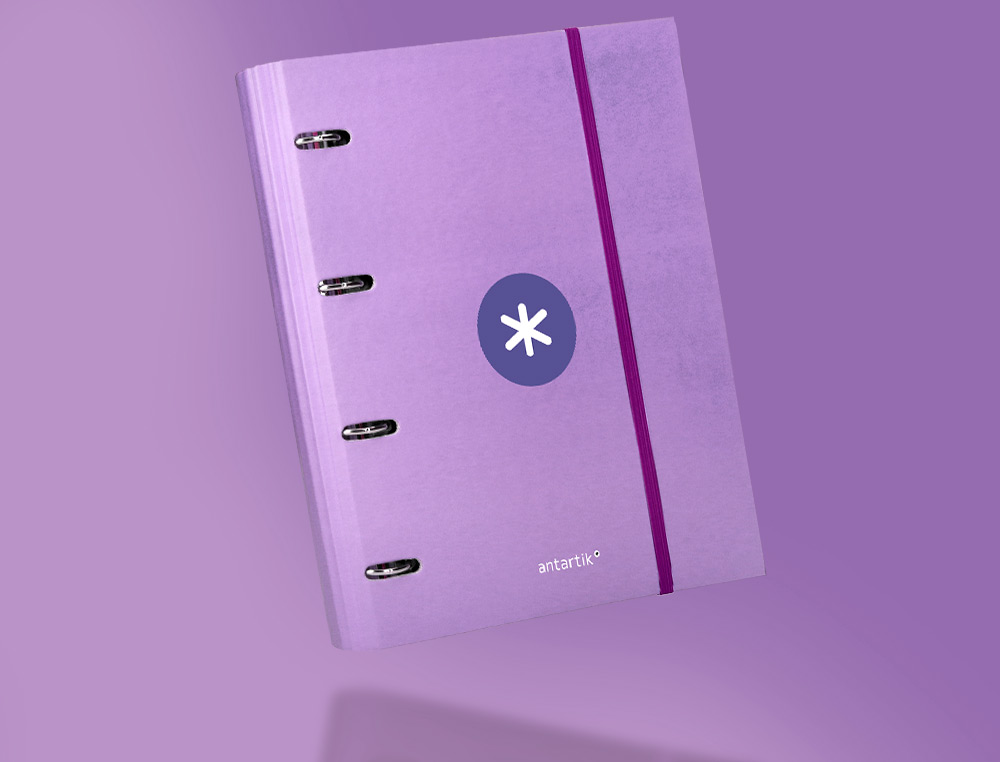 CARPETA CON RECAMBIO ANTARTIK A4 CUADRO 5MM FORRADA 4 ANILLAS 40MM REDONDAS CON SOLAPA COLOR LAVANDA
