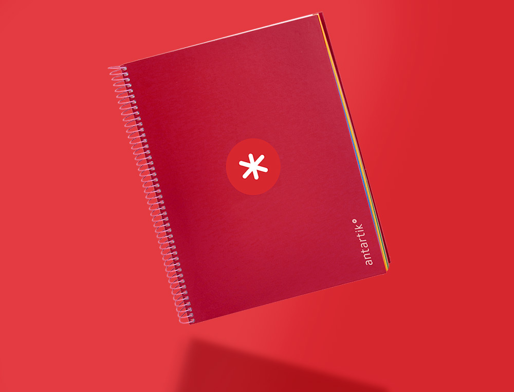 CUADERNO ESPIRAL A4 MICRO ANTARTIK TAPA FORRADA 120H 90 GR HORIZONTAL 5 BANDAS 4 TALADROS COLOR FRAMBUESA