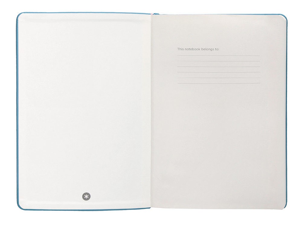 CUADERNO CON GOMILLA ANTARTIK NOTES TAPA DURA A5 HOJAS CUADRICULA AZUL CLARO 100 HOJAS 80 GR FSC