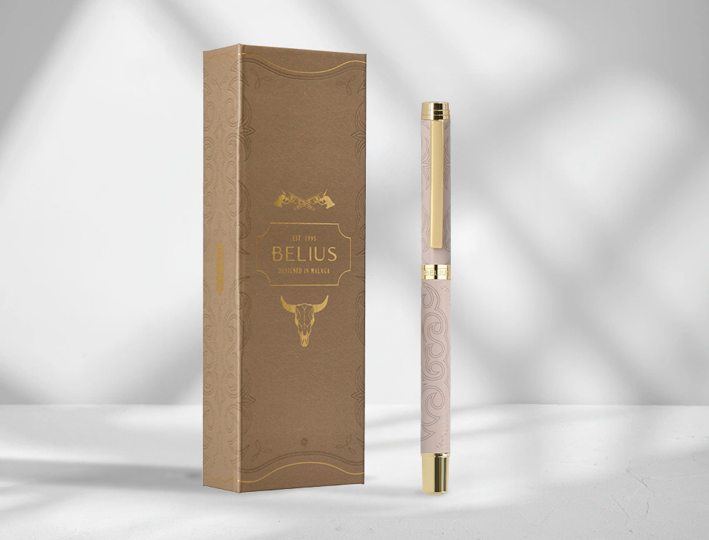 ROLLER BELIUS WILD WEST ALUMINIO COLOR BEIGE TINTA COLOR NEGRO CAJA DE DISEÑO